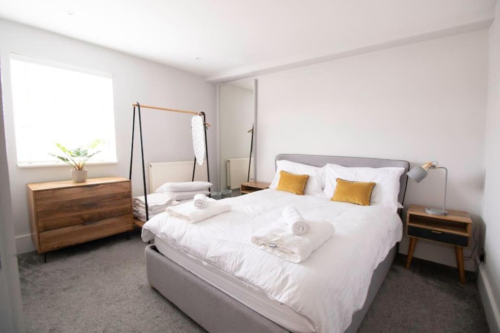 Hyper-central Newquay, Sleeps 3 *
